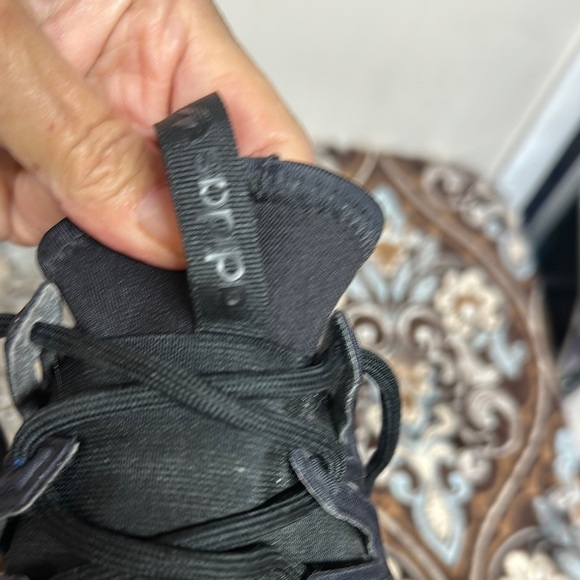 Adidas Tubular Radial Men's Shoes Core Black-Equipment Pink  s75393 like New - Picture 9 of 10